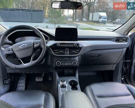 Сірий Форд Ескейп, об'ємом двигуна 2 л та пробігом 105 тис. км за 18950 $, фото 43 на Automoto.ua