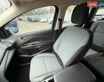 Сірий Форд Ескейп, об'ємом двигуна 2.5 л та пробігом 64 тис. км за 14500 $, фото 27 на Automoto.ua