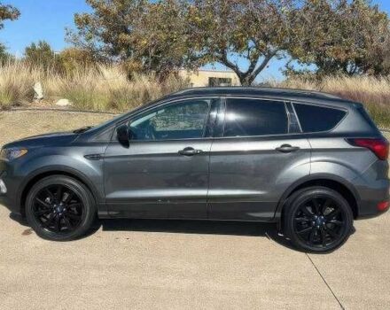 Сірий Форд Ескейп, об'ємом двигуна 1.5 л та пробігом 89 тис. км за 3500 $, фото 3 на Automoto.ua