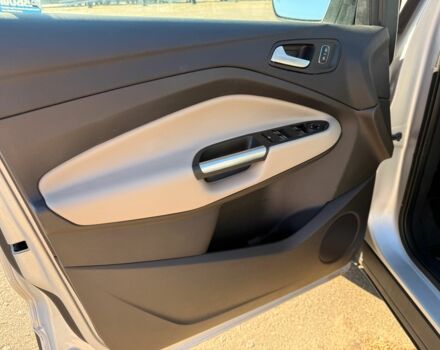 Серый Форд Эскейп, объемом двигателя 1.5 л и пробегом 107 тыс. км за 14800 $, фото 14 на Automoto.ua