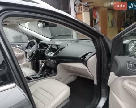 Сірий Форд Ескейп, об'ємом двигуна 2 л та пробігом 145 тис. км за 16200 $, фото 18 на Automoto.ua