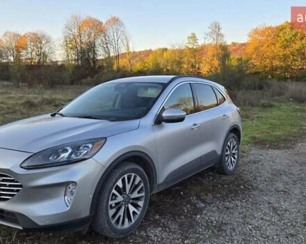 Серый Форд Эскейп, объемом двигателя 2 л и пробегом 40 тыс. км за 19200 $, фото 1 на Automoto.ua