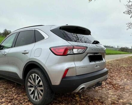 Серый Форд Эскейп, объемом двигателя 2 л и пробегом 39 тыс. км за 11000 $, фото 4 на Automoto.ua