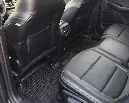 Серый Форд Эскейп, объемом двигателя 2.5 л и пробегом 94 тыс. км за 28500 $, фото 7 на Automoto.ua