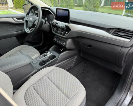 Форд Эскейп 2020 в Киеве на Automoto.ua Серый Форд Эскейп, объемом двигателя 1.5 л и пробегом 124 тыс. км за 14950 $, фото 36 на Automoto.ua