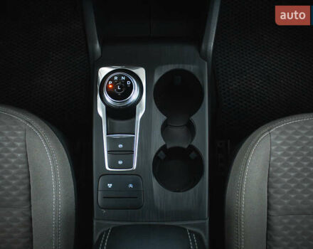 Серый Форд Эскейп, объемом двигателя 1.5 л и пробегом 49 тыс. км за 18600 $, фото 20 на Automoto.ua