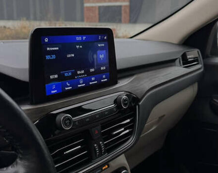 Серый Форд Эскейп, объемом двигателя 2 л и пробегом 71 тыс. км за 21500 $, фото 10 на Automoto.ua