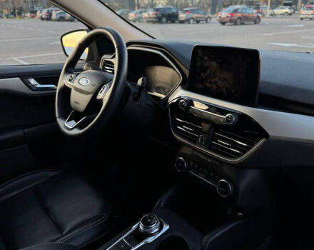 Сірий Форд Ескейп, об'ємом двигуна 2 л та пробігом 201 тис. км за 22000 $, фото 10 на Automoto.ua