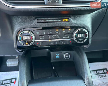 Серый Форд Эскейп, объемом двигателя 0 л и пробегом 156 тыс. км за 16999 $, фото 11 на Automoto.ua