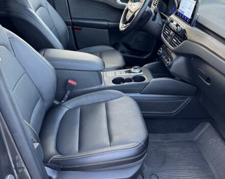 Форд Эскейп 2020 в Киеве на Automoto.ua Серый Форд Эскейп, объемом двигателя 0 л и пробегом 39 тыс. км за 22900 $, фото 24 на Automoto.ua