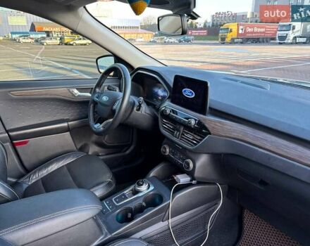 Серый Форд Эскейп, объемом двигателя 2 л и пробегом 49 тыс. км за 18250 $, фото 32 на Automoto.ua