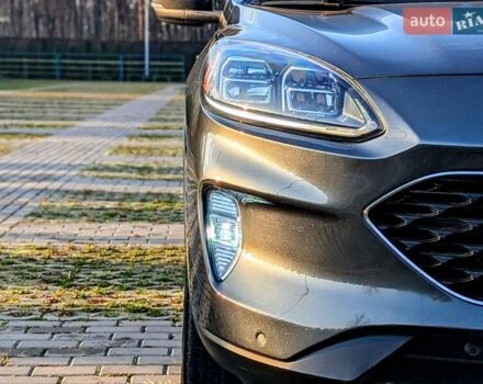 Сірий Форд Ескейп, об'ємом двигуна 2 л та пробігом 46 тис. км за 20900 $, фото 19 на Automoto.ua