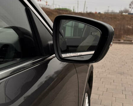 Серый Форд Эскейп, объемом двигателя 2 л и пробегом 71 тыс. км за 21500 $, фото 1 на Automoto.ua