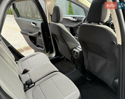 Серый Форд Эскейп, объемом двигателя 1.5 л и пробегом 166 тыс. км за 14500 $, фото 53 на Automoto.ua