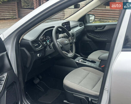 Сірий Форд Ескейп, об'ємом двигуна 1.5 л та пробігом 127 тис. км за 13950 $, фото 15 на Automoto.ua
