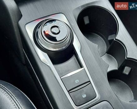 Сірий Форд Ескейп, об'ємом двигуна 1.5 л та пробігом 115 тис. км за 18000 $, фото 19 на Automoto.ua