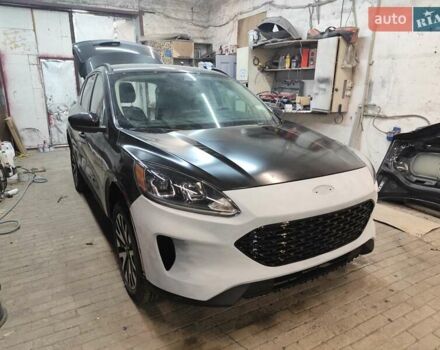 Серый Форд Эскейп, объемом двигателя 2.5 л и пробегом 64 тыс. км за 18500 $, фото 7 на Automoto.ua