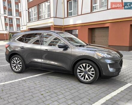 Серый Форд Эскейп, объемом двигателя 2.5 л и пробегом 196 тыс. км за 19450 $, фото 7 на Automoto.ua