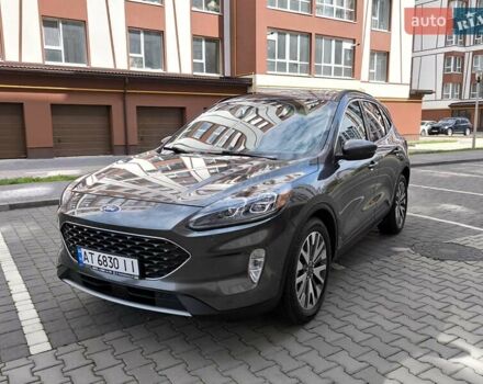 Серый Форд Эскейп, объемом двигателя 2.5 л и пробегом 196 тыс. км за 19450 $, фото 3 на Automoto.ua