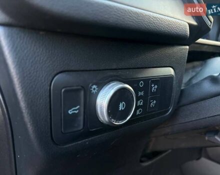 Серый Форд Эскейп, объемом двигателя 2 л и пробегом 49 тыс. км за 18250 $, фото 21 на Automoto.ua