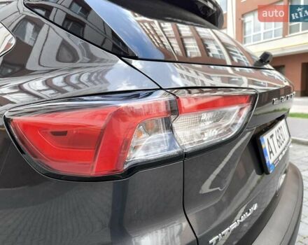 Серый Форд Эскейп, объемом двигателя 2.5 л и пробегом 196 тыс. км за 19950 $, фото 56 на Automoto.ua