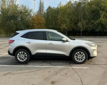 Серый Форд Эскейп, объемом двигателя 1.5 л и пробегом 51 тыс. км за 13100 $, фото 3 на Automoto.ua