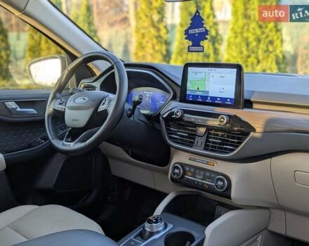 Сірий Форд Ескейп, об'ємом двигуна 2 л та пробігом 46 тис. км за 20900 $, фото 44 на Automoto.ua