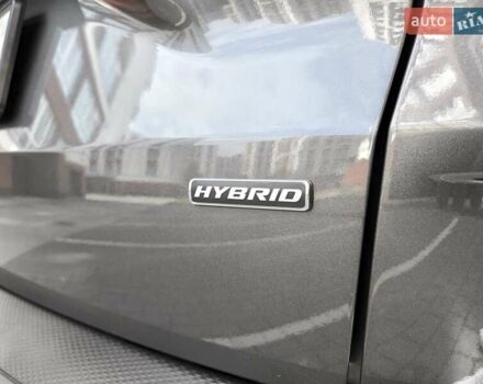 Серый Форд Эскейп, объемом двигателя 2.5 л и пробегом 196 тыс. км за 19950 $, фото 28 на Automoto.ua