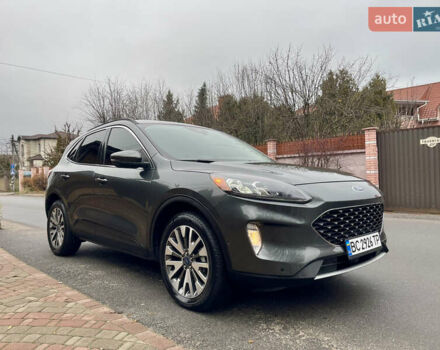 Серый Форд Эскейп, объемом двигателя 2 л и пробегом 51 тыс. км за 18999 $, фото 1 на Automoto.ua