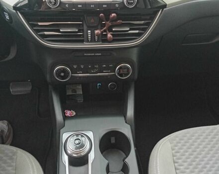 Серый Форд Эскейп, объемом двигателя 1.5 л и пробегом 109 тыс. км за 16500 $, фото 10 на Automoto.ua