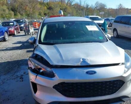 Серый Форд Эскейп, объемом двигателя 1.5 л и пробегом 64 тыс. км за 10500 $, фото 9 на Automoto.ua