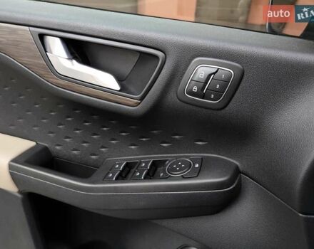 Серый Форд Эскейп, объемом двигателя 2.5 л и пробегом 196 тыс. км за 19450 $, фото 47 на Automoto.ua