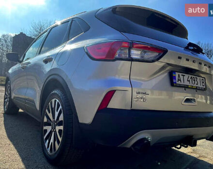 Форд Эскейп 2020 в Киеве на Automoto.ua Серый Форд Эскейп, объемом двигателя 2 л и пробегом 62 тыс. км за 17900 $, фото 2 на Automoto.ua
