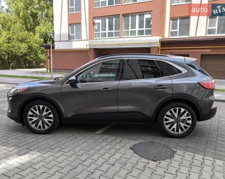 Серый Форд Эскейп, объемом двигателя 2.5 л и пробегом 196 тыс. км за 19950 $, фото 16 на Automoto.ua