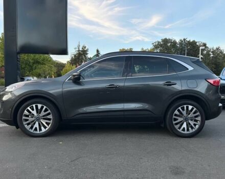 Серый Форд Эскейп, объемом двигателя 2.5 л и пробегом 43 тыс. км за 12000 $, фото 1 на Automoto.ua