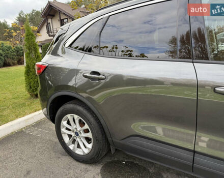 Форд Эскейп 2020 в Киеве на Automoto.ua Серый Форд Эскейп, объемом двигателя 1.5 л и пробегом 124 тыс. км за 14950 $, фото 14 на Automoto.ua