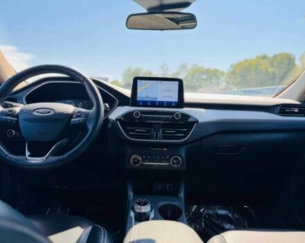 Серый Форд Эскейп, объемом двигателя 1.5 л и пробегом 33 тыс. км за 12400 $, фото 6 на Automoto.ua