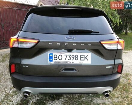 Сірий Форд Ескейп, об'ємом двигуна 1.5 л та пробігом 25 тис. км за 19000 $, фото 12 на Automoto.ua