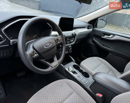 Сірий Форд Ескейп, об'ємом двигуна 1.5 л та пробігом 89 тис. км за 15850 $, фото 8 на Automoto.ua