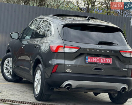 Сірий Форд Ескейп, об'ємом двигуна 1.5 л та пробігом 116 тис. км за 14000 $, фото 28 на Automoto.ua