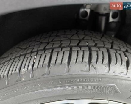 Серый Форд Эскейп, объемом двигателя 2.5 л и пробегом 196 тыс. км за 19950 $, фото 51 на Automoto.ua