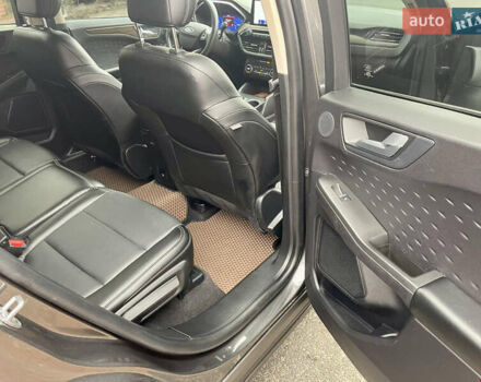 Серый Форд Эскейп, объемом двигателя 2 л и пробегом 51 тыс. км за 18999 $, фото 25 на Automoto.ua