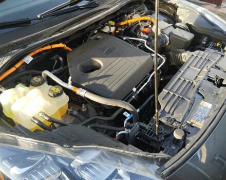 Серый Форд Эскейп, объемом двигателя 2.5 л и пробегом 94 тыс. км за 28500 $, фото 13 на Automoto.ua