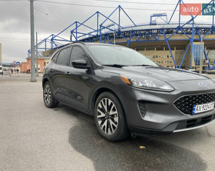 Форд Эскейп 2020 в Харькове на Automoto.ua Серый Форд Эскейп, объемом двигателя 2.49 л и пробегом 97 тыс. км за 20700 $, фото 1 на Automoto.ua