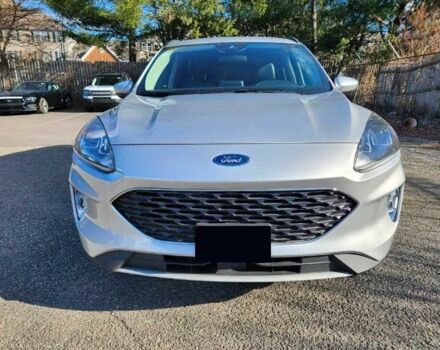 Сірий Форд Ескейп, об'ємом двигуна 1.5 л та пробігом 38 тис. км за 12400 $, фото 1 на Automoto.ua