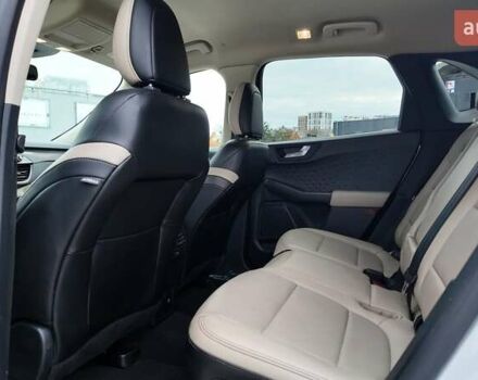 Форд Эскейп 2020 в Киеве на Automoto.ua Серый Форд Эскейп, объемом двигателя 2.5 л и пробегом 104 тыс. км за 21490 $, фото 18 на Automoto.ua