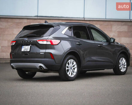 Серый Форд Эскейп, объемом двигателя 1.5 л и пробегом 49 тыс. км за 18600 $, фото 1 на Automoto.ua