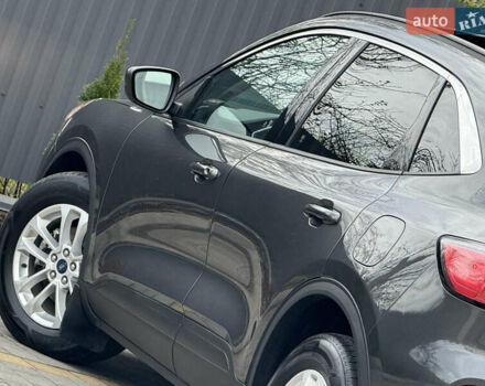 Сірий Форд Ескейп, об'ємом двигуна 1.5 л та пробігом 116 тис. км за 14000 $, фото 31 на Automoto.ua