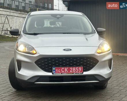 Сірий Форд Ескейп, об'ємом двигуна 1.5 л та пробігом 127 тис. км за 13950 $, фото 1 на Automoto.ua