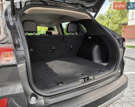 Серый Форд Эскейп, объемом двигателя 2.5 л и пробегом 196 тыс. км за 19950 $, фото 31 на Automoto.ua